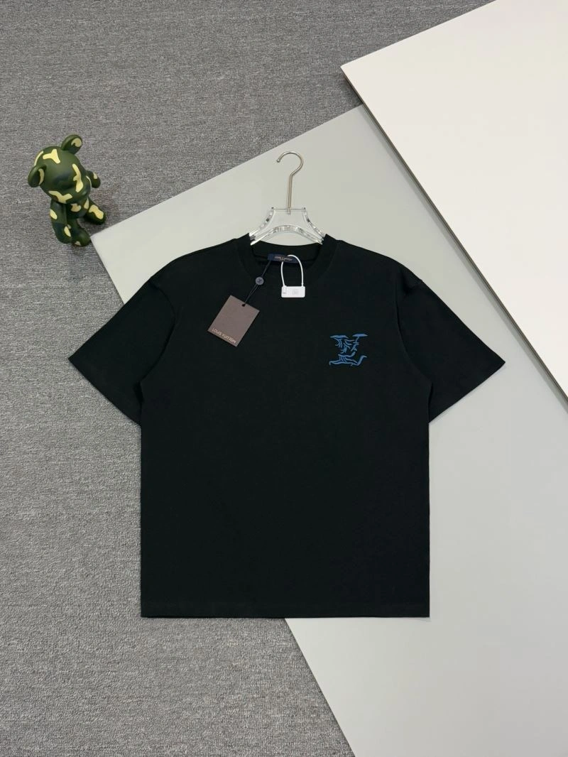 Sleek Louis Vuitton T-Shirts 137972