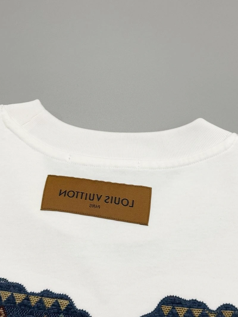 Comfortable Louis Vuitton T-Shirts 137971