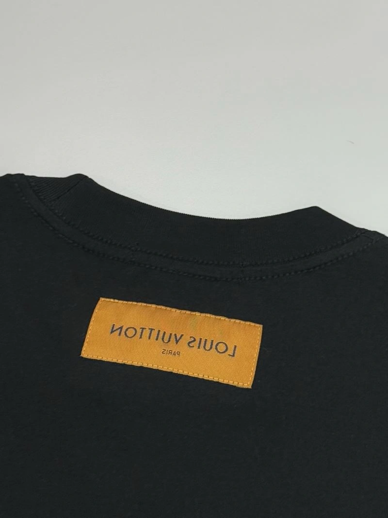 ModernLook Louis Vuitton T-Shirts 137984