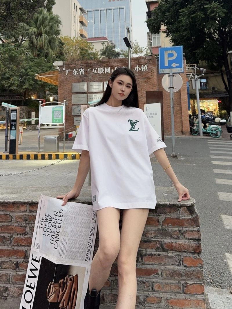 Casual Louis Vuitton T-Shirts 137978