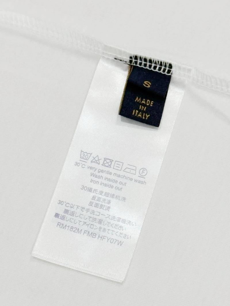Modern Louis Vuitton T-Shirts 137966