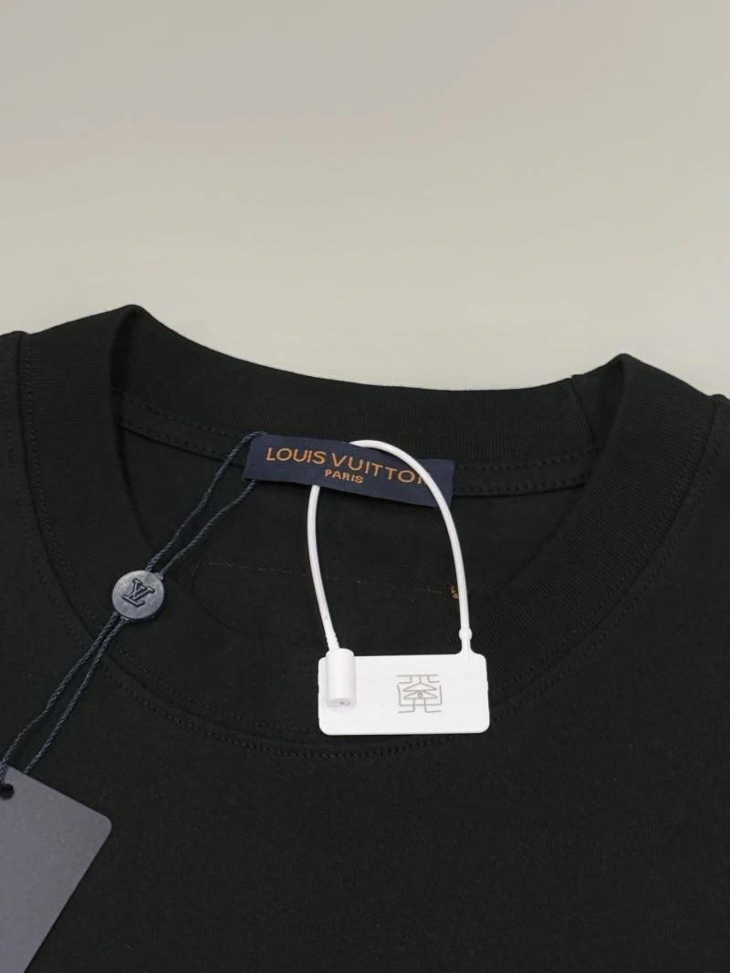 Louis Vuitton T-Shirts Unisex 137976