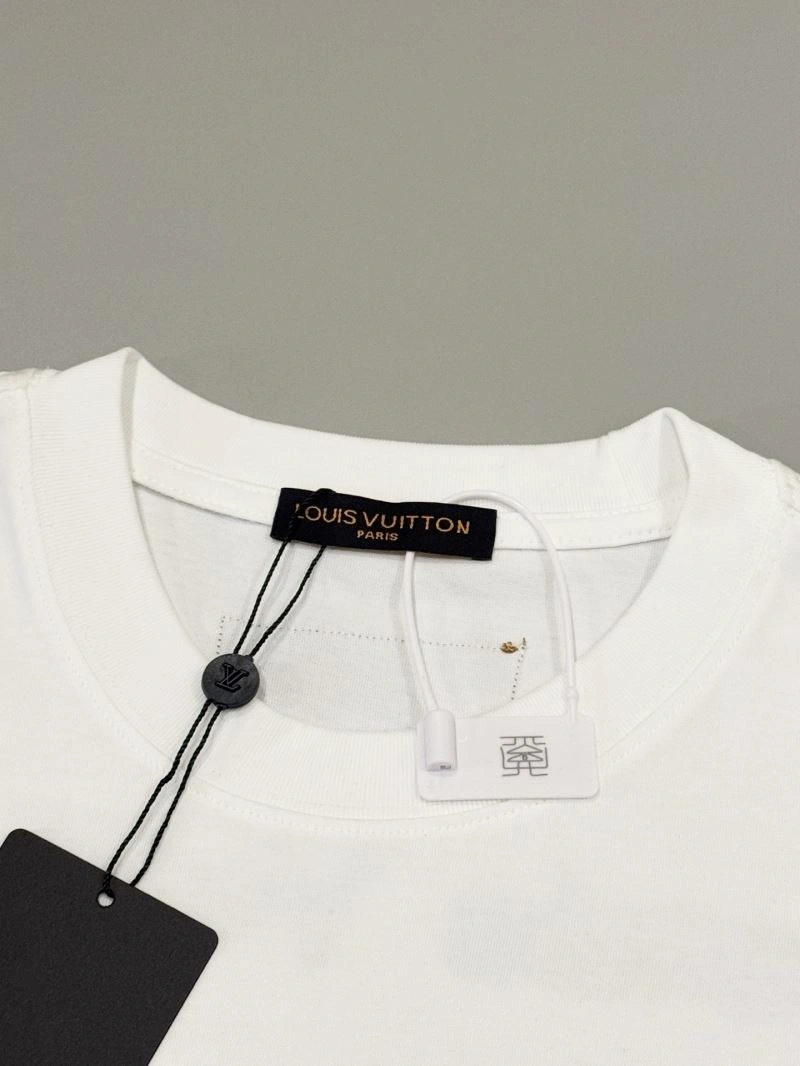 Louis Vuitton T-Shirts Comfortable 137983