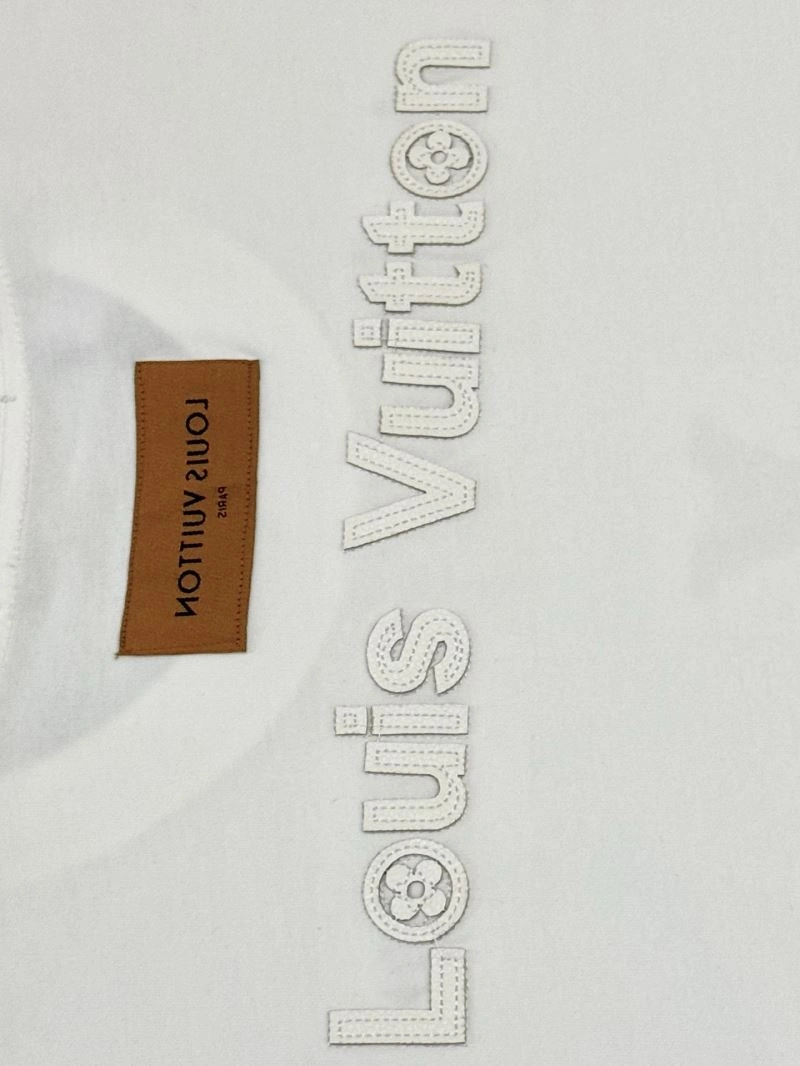 Louis Vuitton T-Shirts Comfortable 137983
