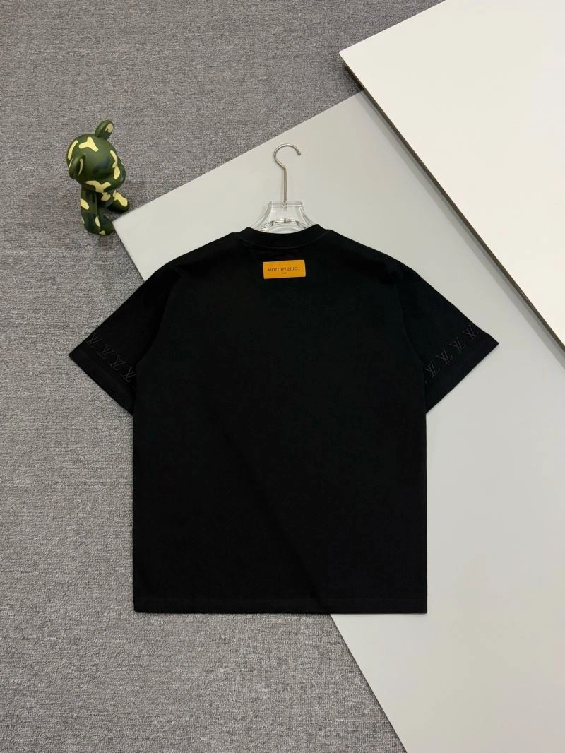 Stretchable Louis Vuitton T-Shirts 137977