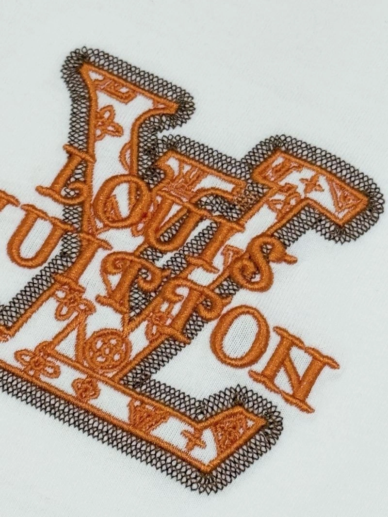 Stretchable Louis Vuitton T-Shirts 137999