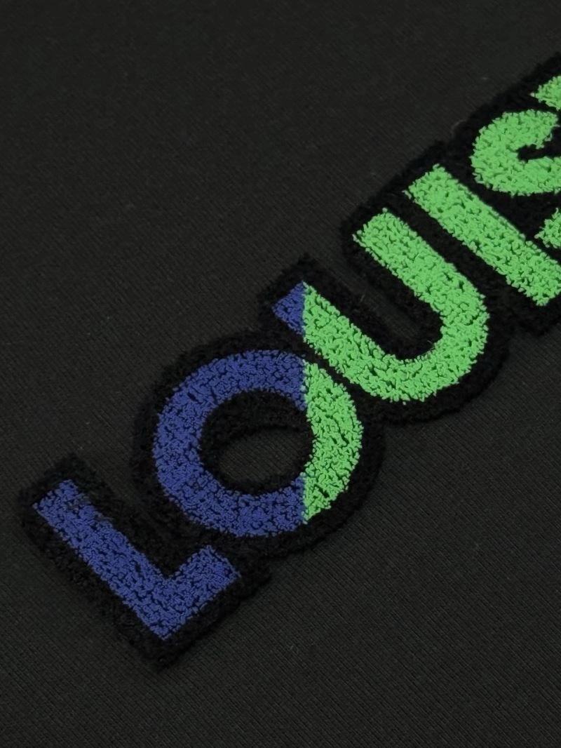 Stretchable Louis Vuitton T-Shirts 137979