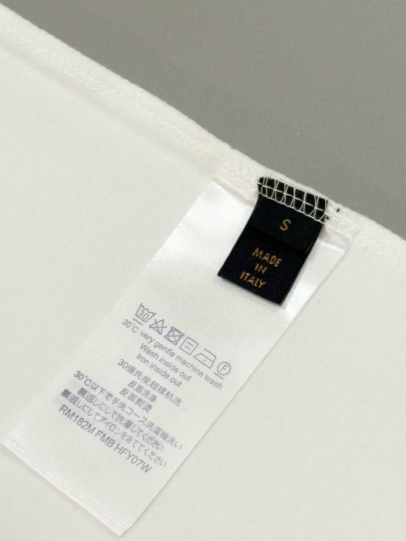 Louis Vuitton T-Shirts Compact 137987