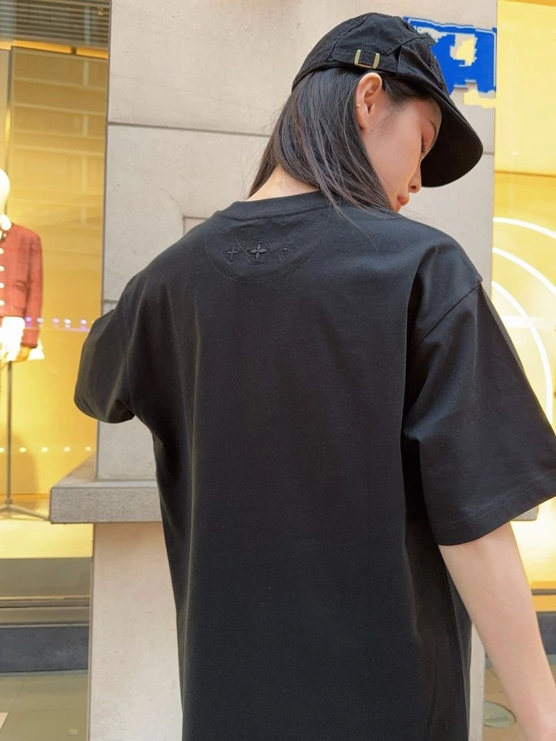 Louis Vuitton T-Shirts GoodFit 137986