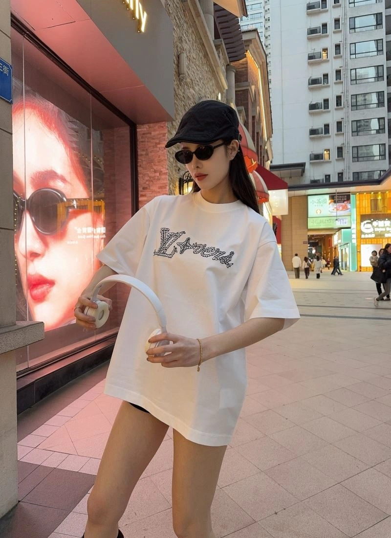 RelaxedFit Louis Vuitton T-Shirts 137969