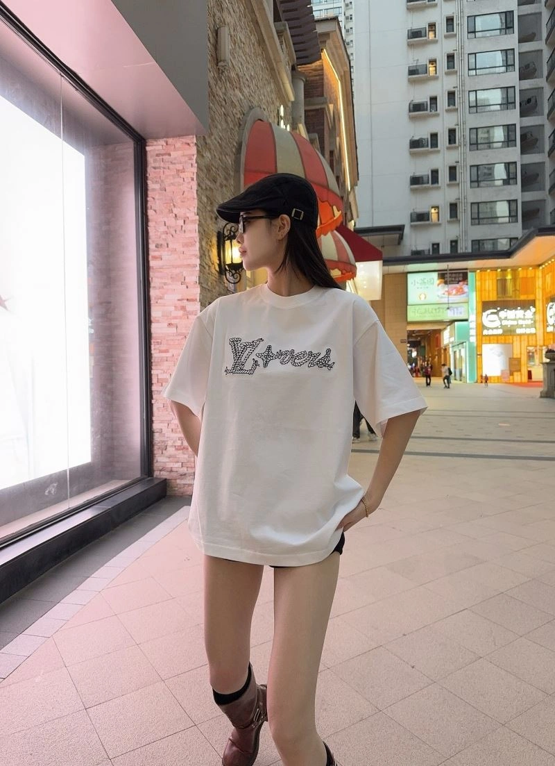 RelaxedFit Louis Vuitton T-Shirts 137969