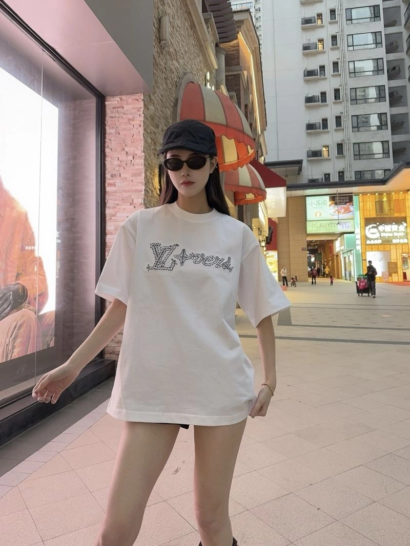 RelaxedFit Louis Vuitton T-Shirts 137969