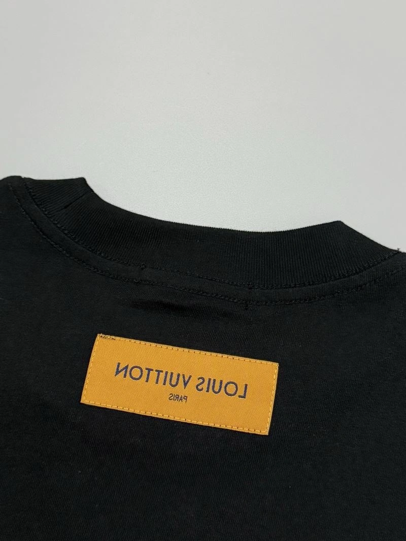 TravelReady Louis Vuitton T-Shirts 137975