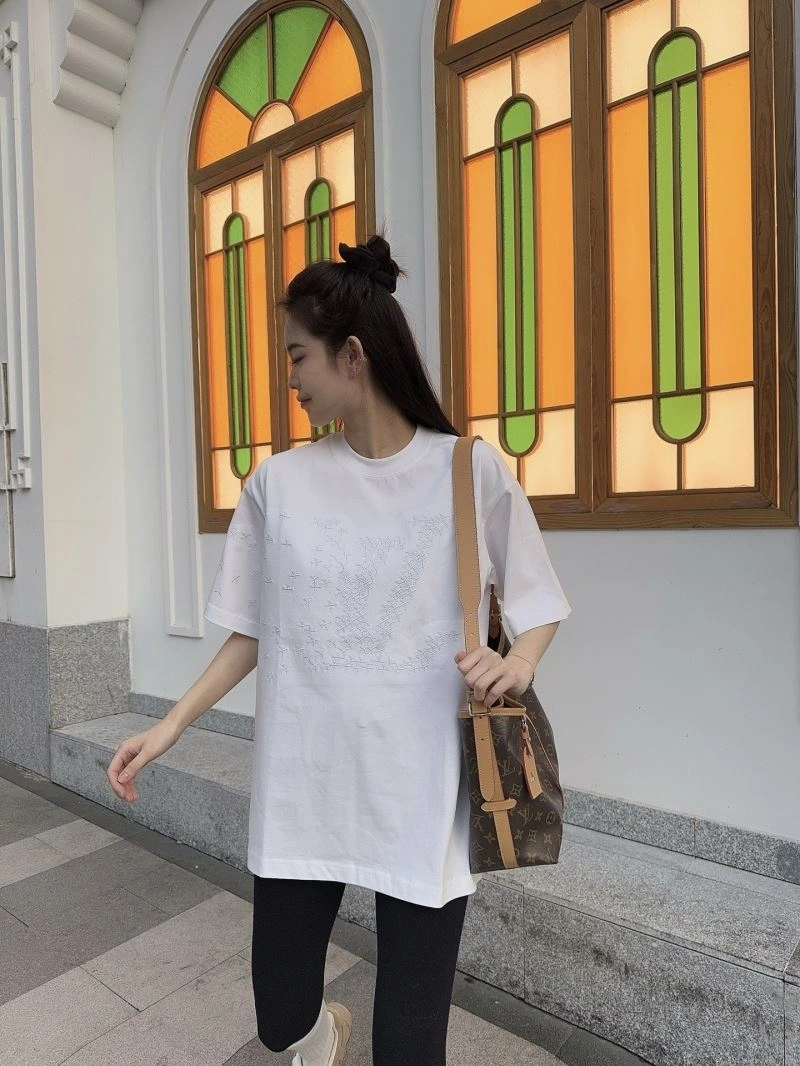 Louis Vuitton T-Shirts Effortless 137990