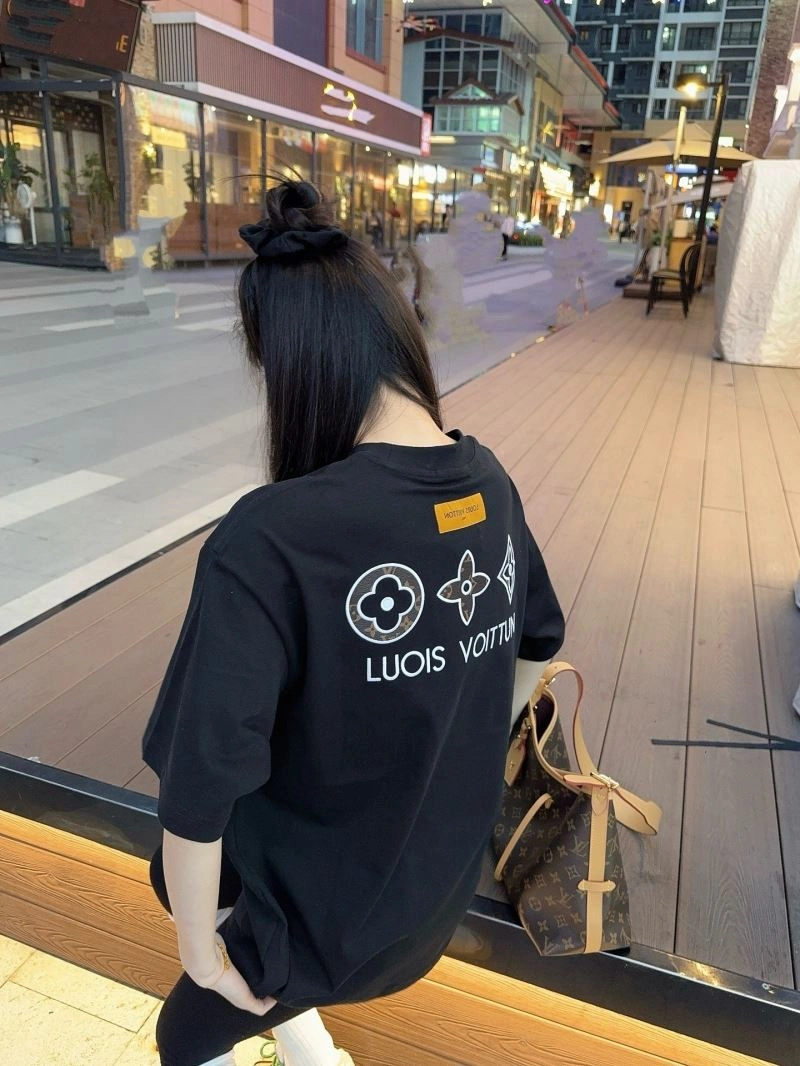 Popular Louis Vuitton T-Shirts 137973
