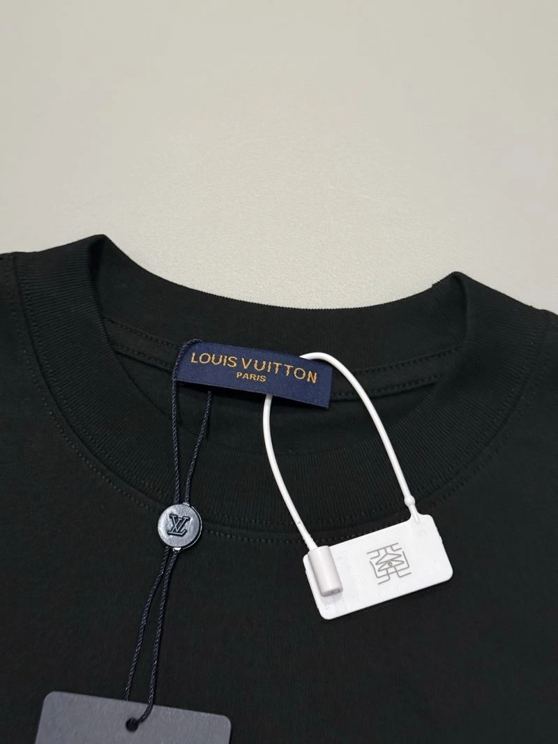 Louis Vuitton T-Shirts Fashionable 137962