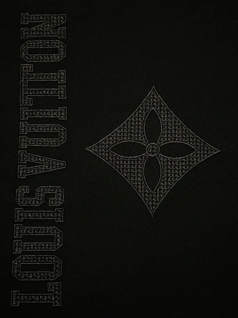 Louis Vuitton T-Shirts Fashionable 137962