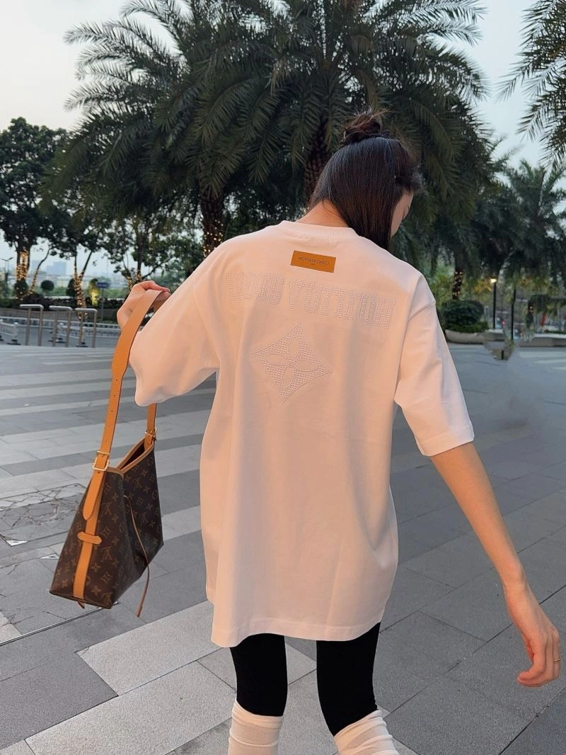 Durable Louis Vuitton T-Shirts 137964
