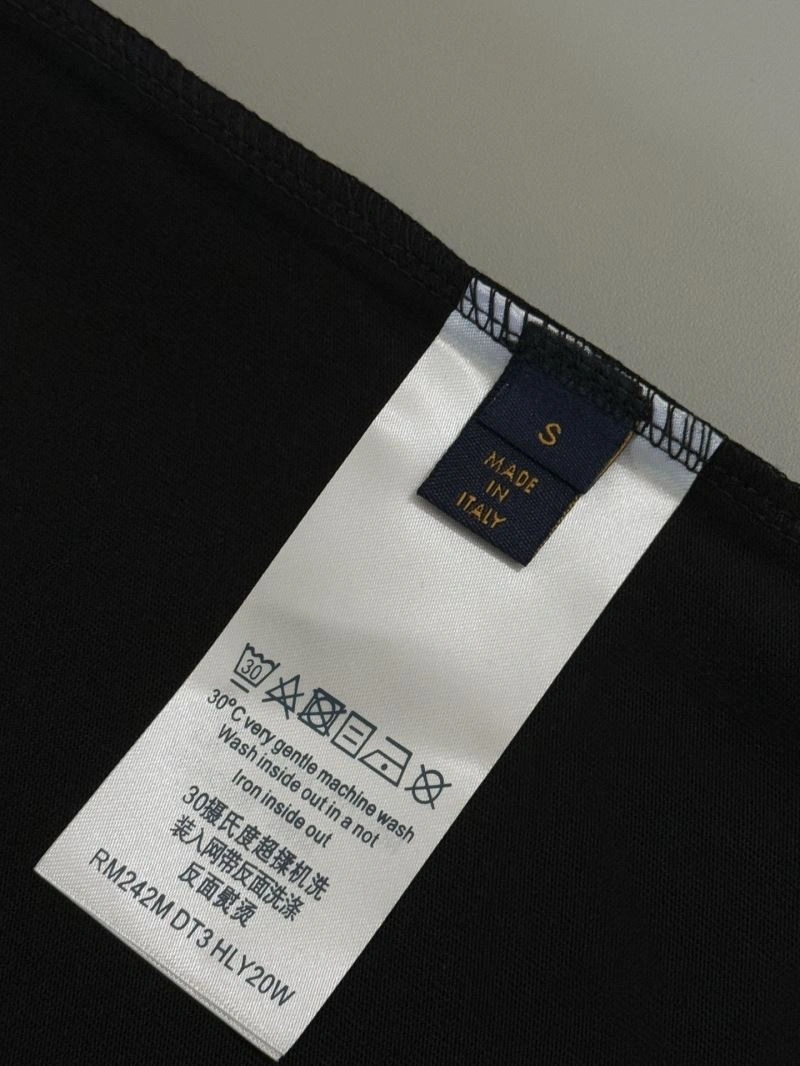 Colorful Louis Vuitton T-Shirts 137957