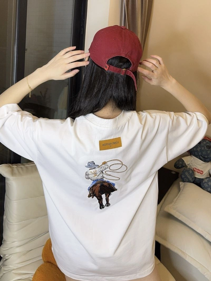 QuickDry Louis Vuitton T-Shirts 137961