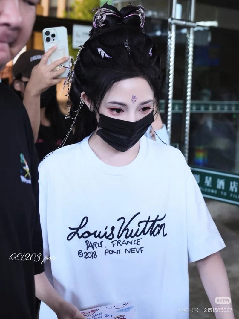 Louis Vuitton T-Shirts SmartChoice 137956