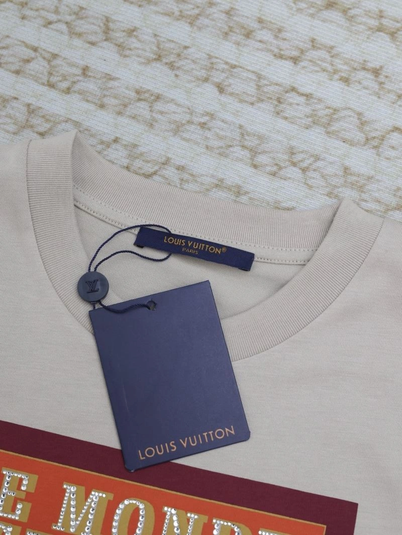 Popular Louis Vuitton T-Shirts 137955