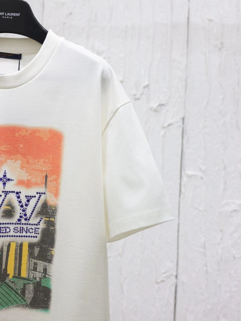 Louis Vuitton T-Shirts Lightweight 137954