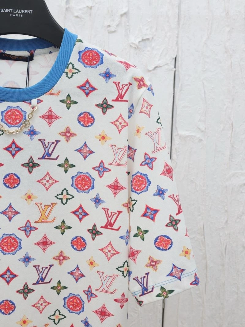 Stylish Louis Vuitton T-Shirts 137953