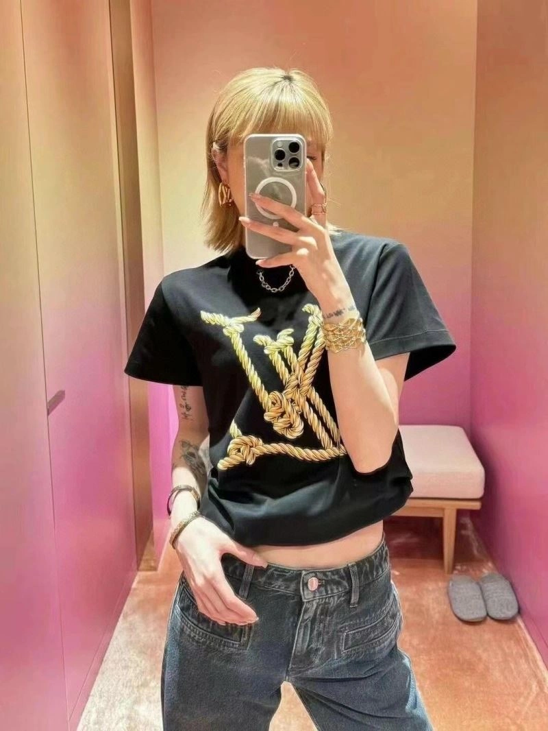 Lightweight Louis Vuitton T-Shirts 137951