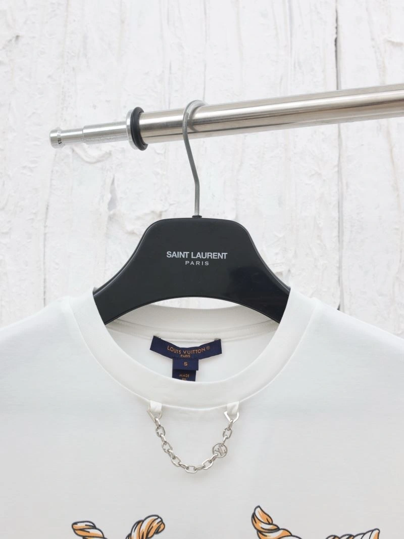 Louis Vuitton T-Shirts MultiPurpose 137940