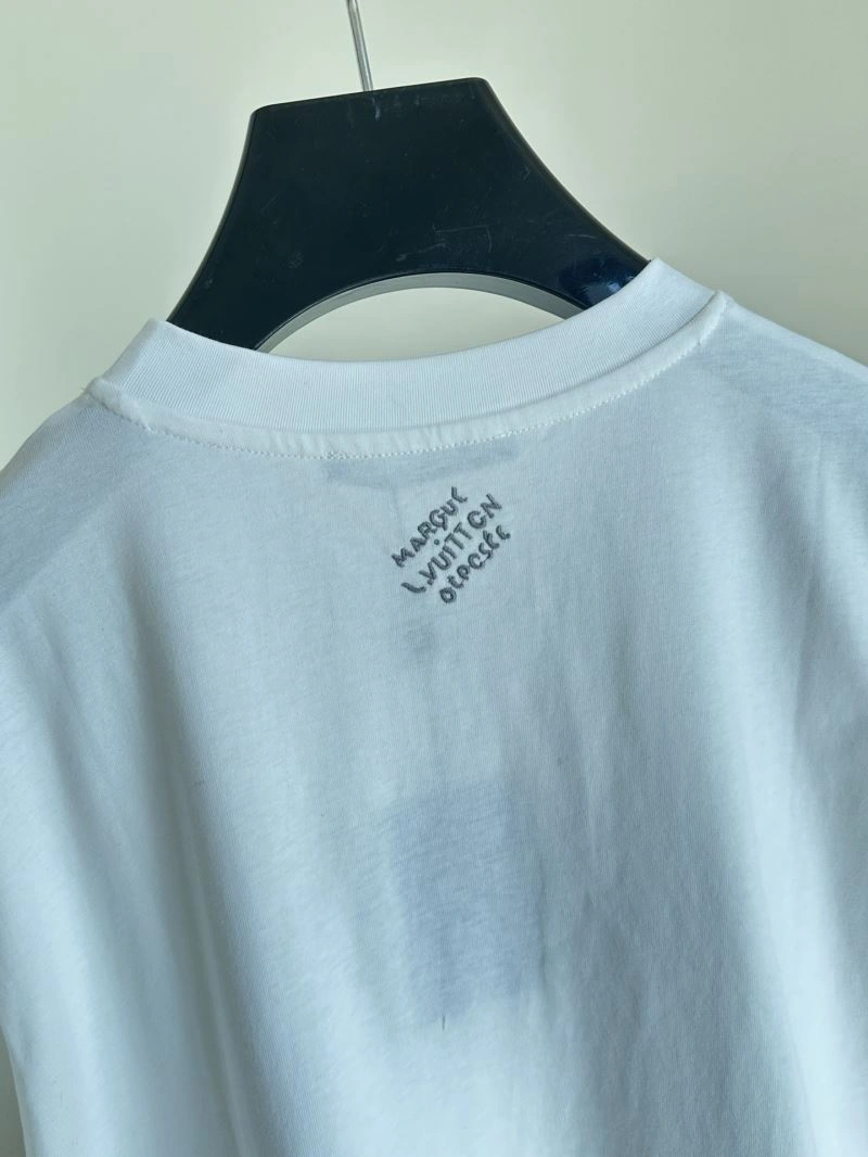 Breathable Louis Vuitton T-Shirts 137947