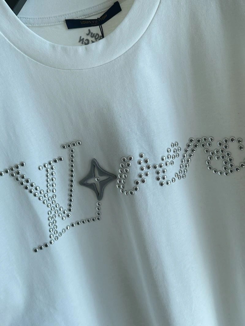 Breathable Louis Vuitton T-Shirts 137947