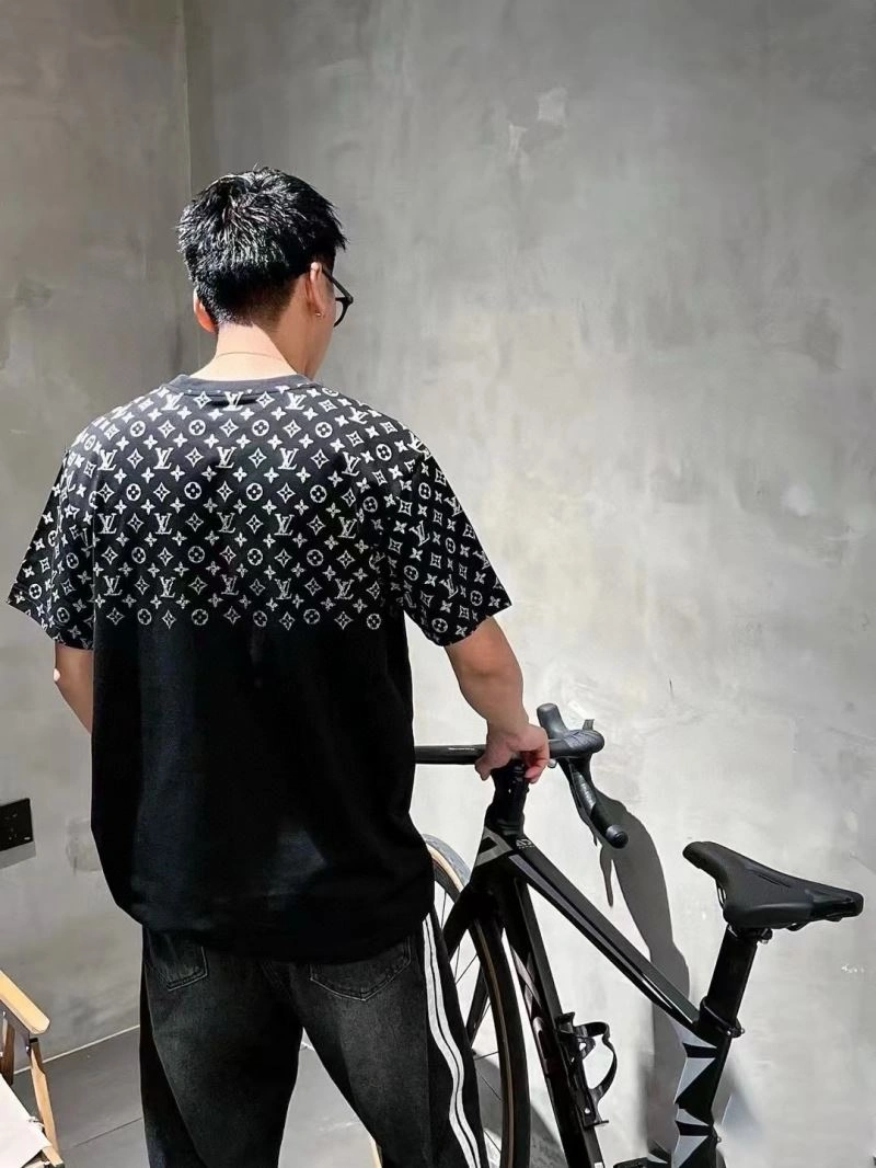 Louis Vuitton T-Shirts EasyCare 137946