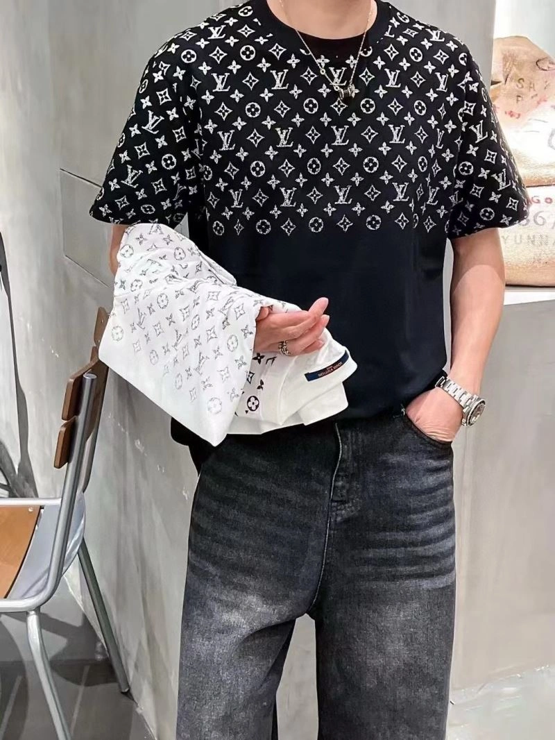 Louis Vuitton T-Shirts EasyCare 137946