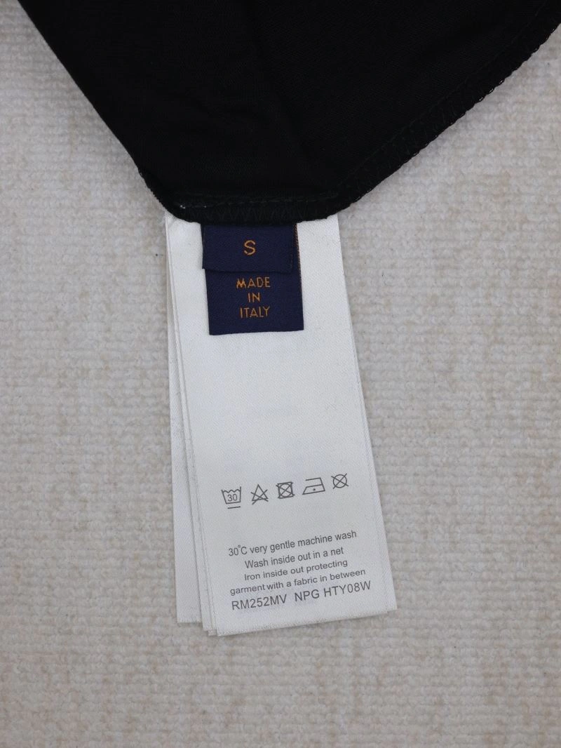 Louis Vuitton T-Shirts StreetReady 137950