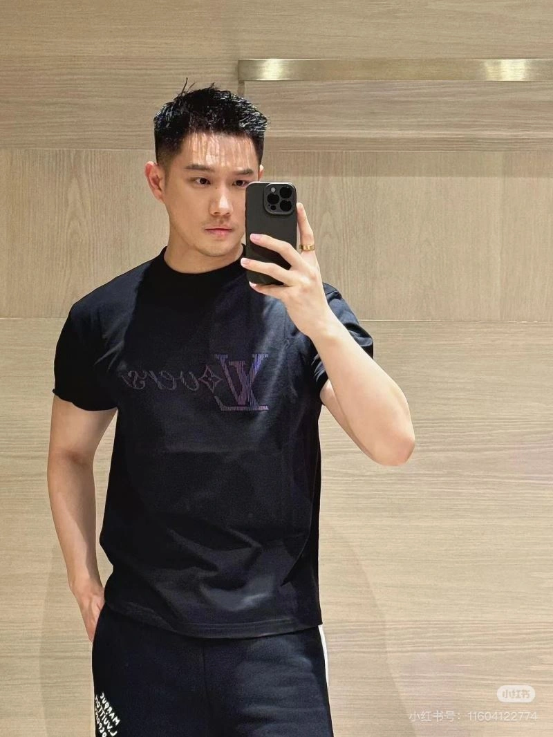 Louis Vuitton T-Shirts StreetReady 137950