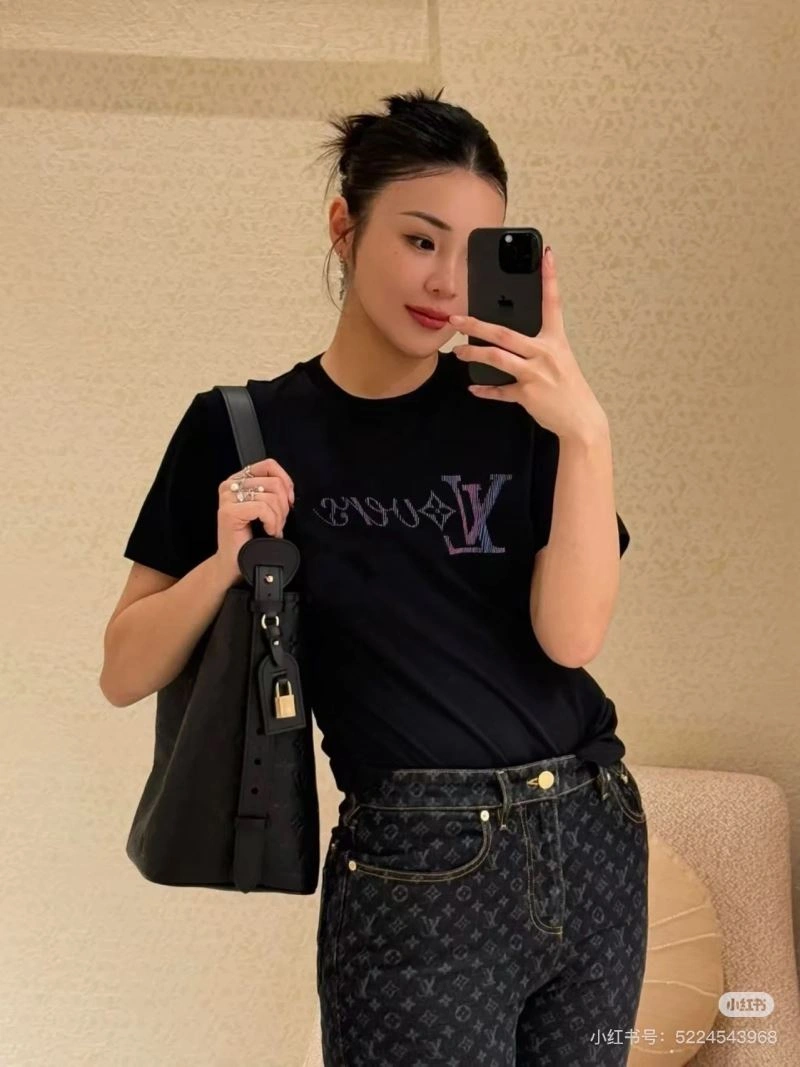 Louis Vuitton T-Shirts StreetReady 137950