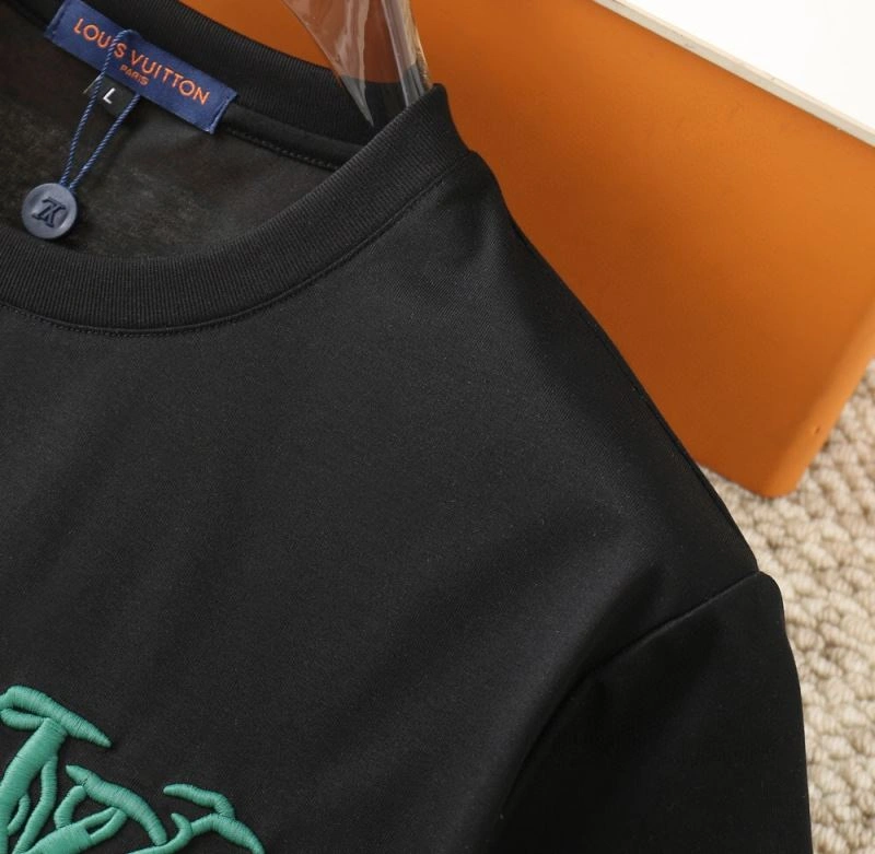 Louis Vuitton T-Shirts SmoothTexture 139144