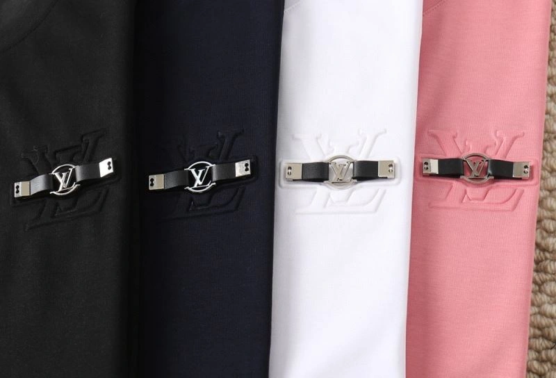 Louis Vuitton T-Shirts Practical 139145