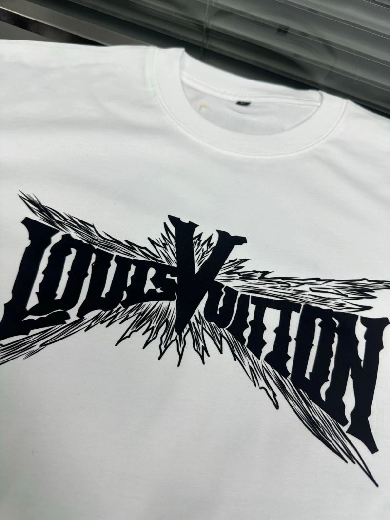EyeCatching Louis Vuitton T-Shirts 131971