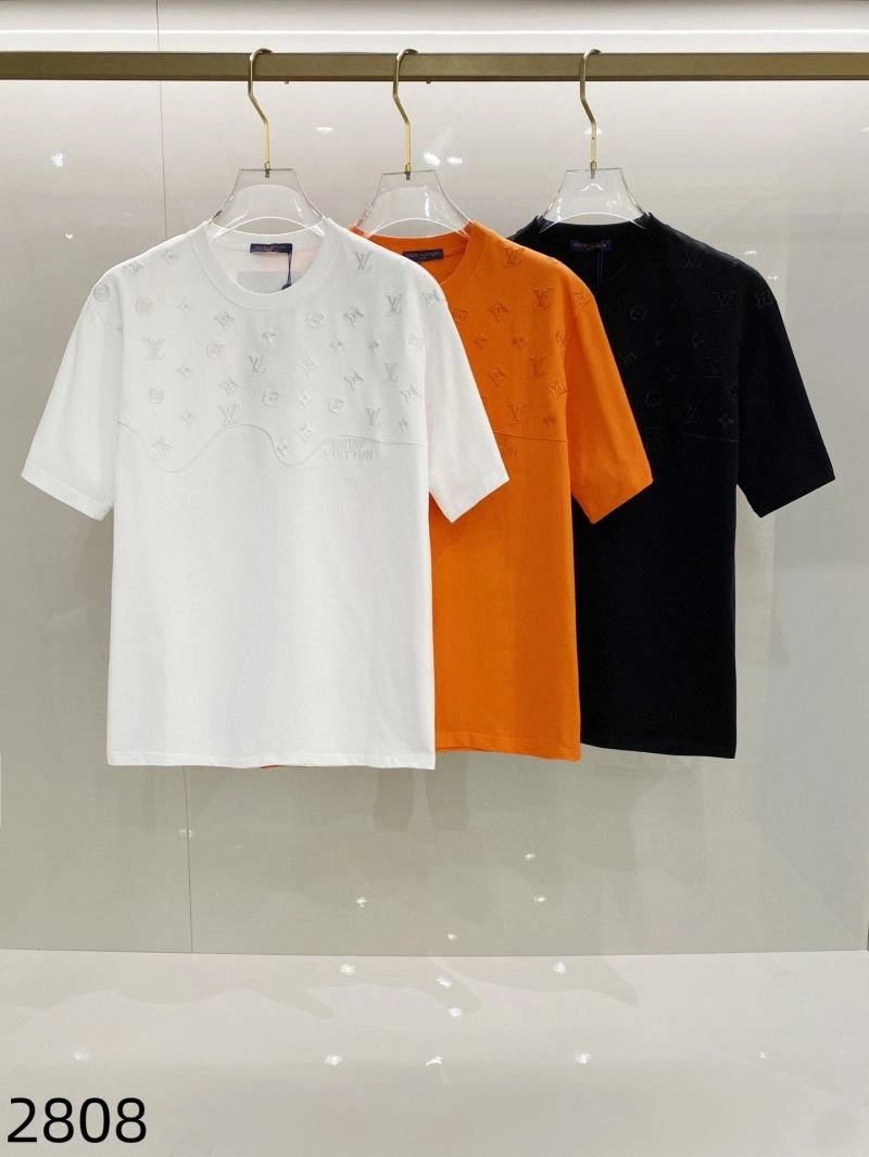 Tailored Louis Vuitton T-Shirts 131972
