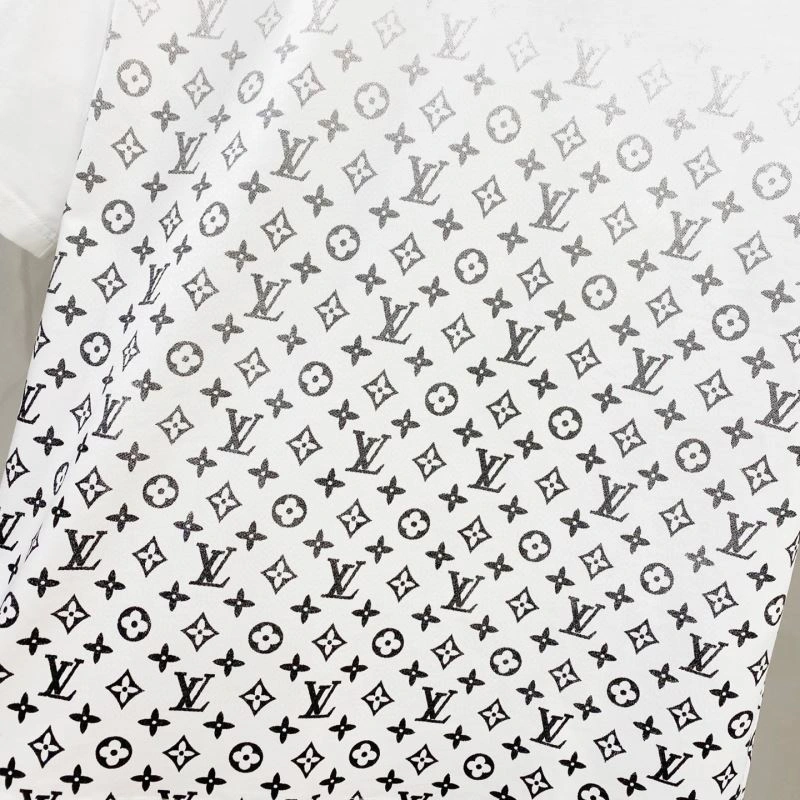 Louis Vuitton T-Shirts Modern 131961