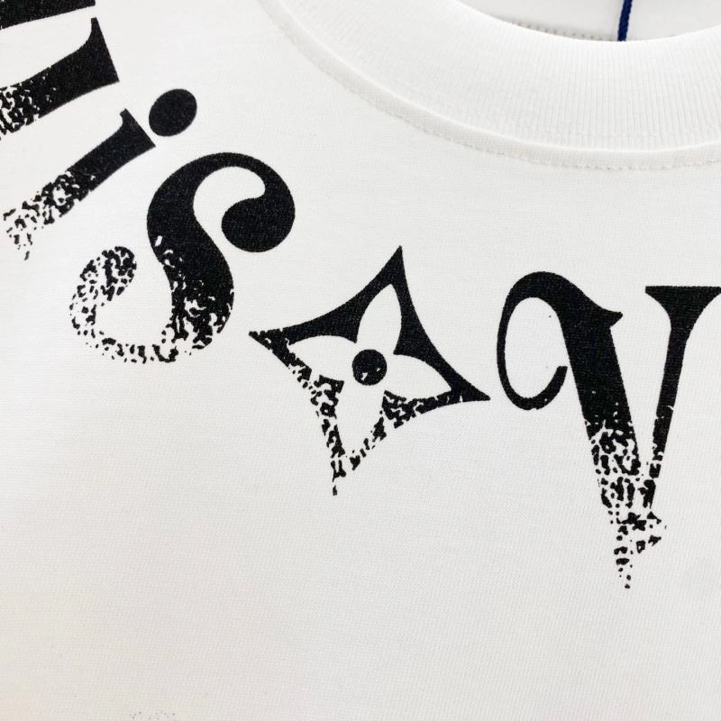 Louis Vuitton T-Shirts Modern 131961