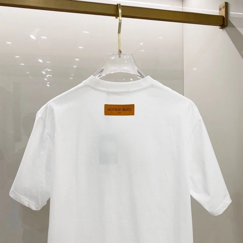 Louis Vuitton T-Shirts Bold 131970
