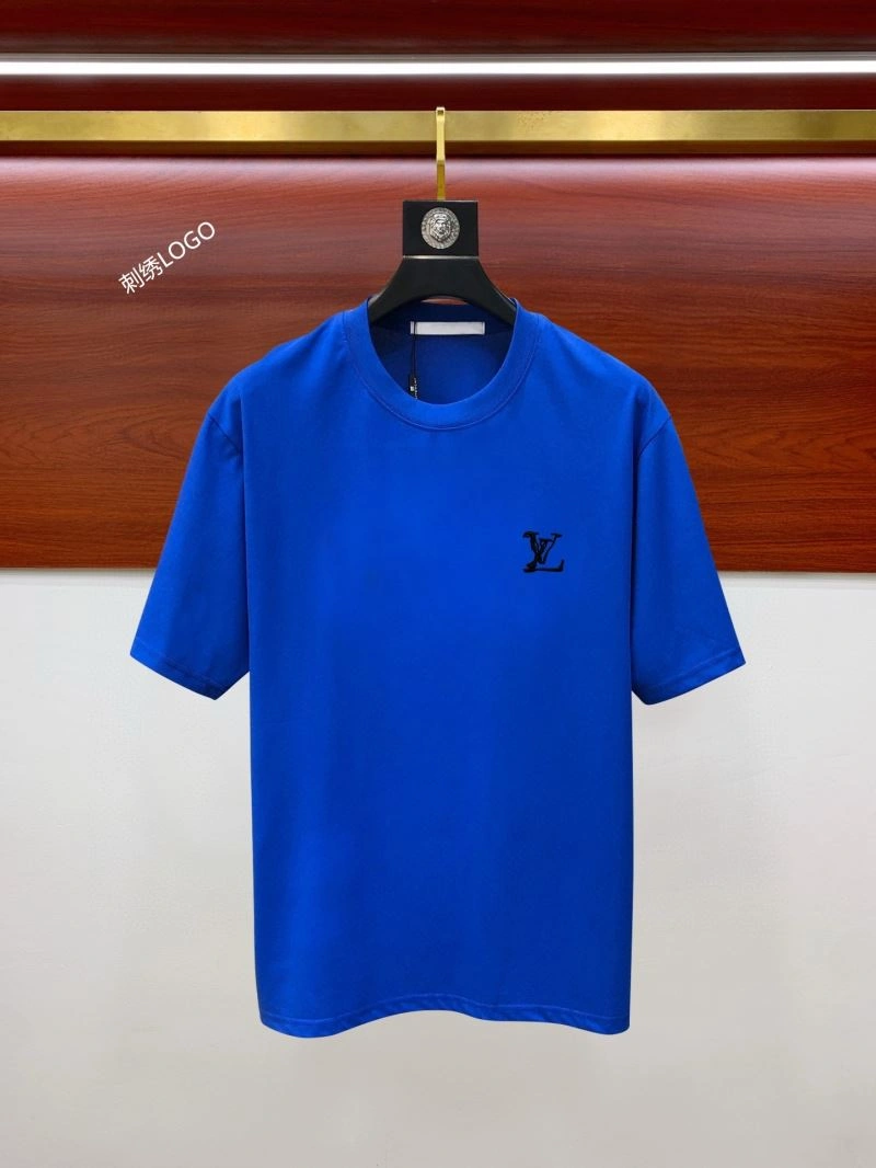 Refined Louis Vuitton T-Shirts 131965