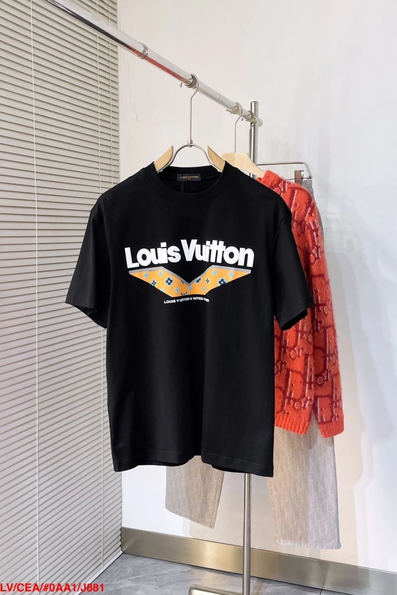 Soft Louis Vuitton T-Shirts 138924