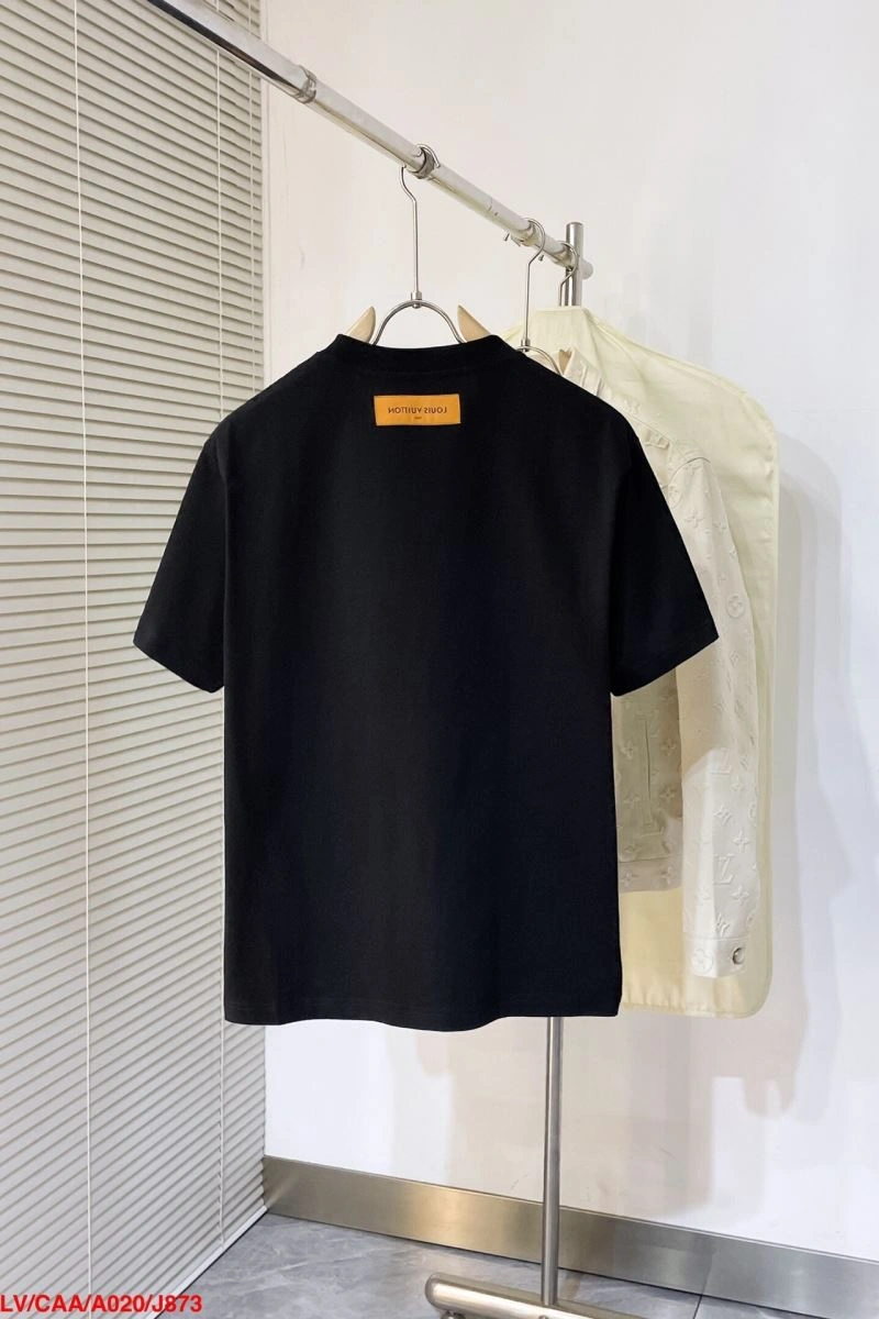Louis Vuitton T-Shirts Elegant 138915
