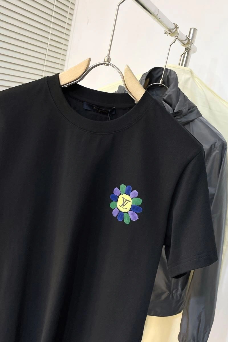 SoftTouch Louis Vuitton T-Shirts 138912