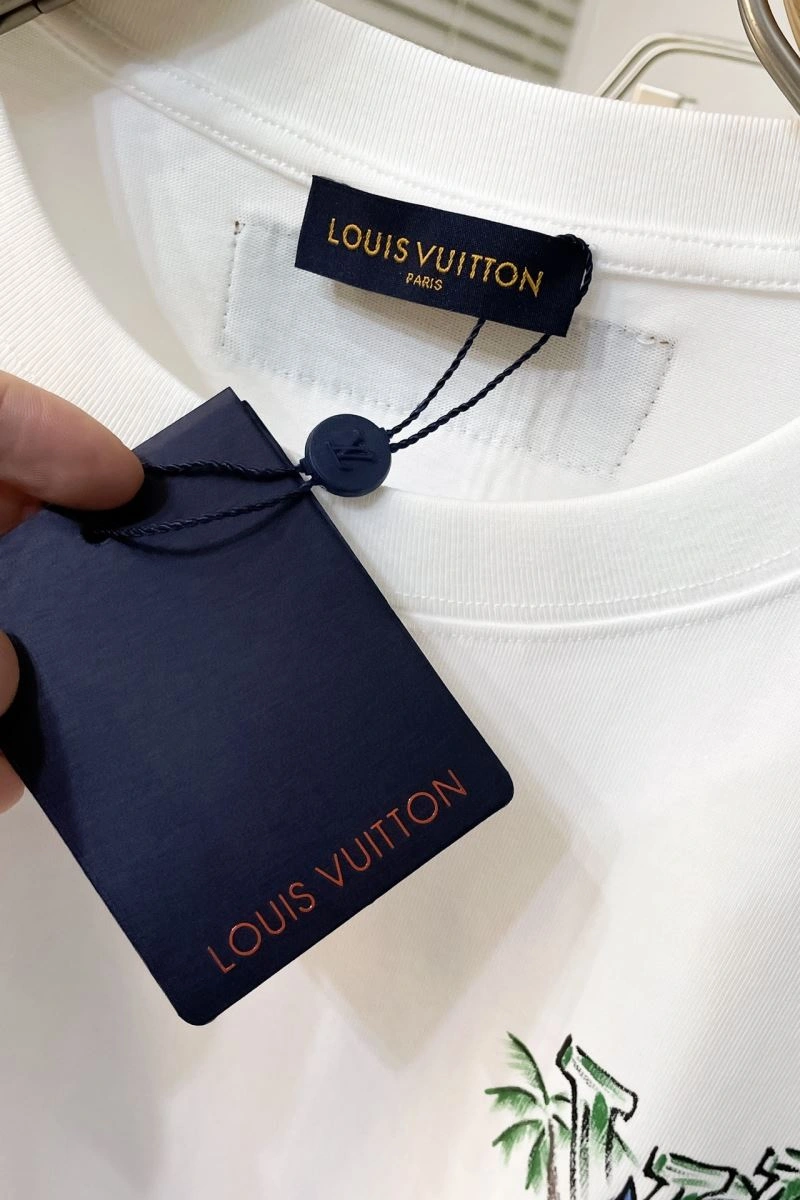 Louis Vuitton T-Shirts Classic 138928