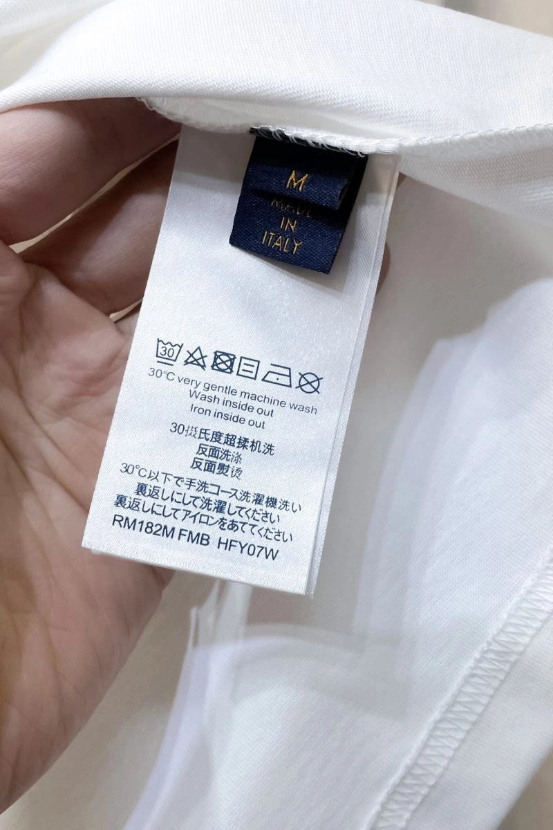 Louis Vuitton T-Shirts Classic 138928